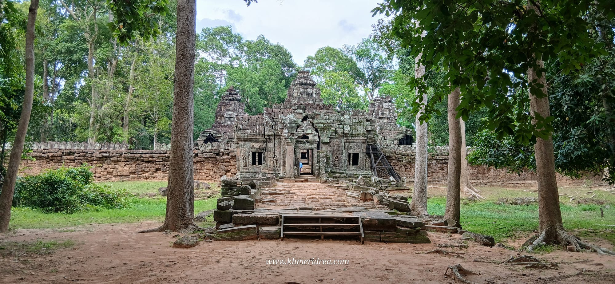 Ta Som Temple