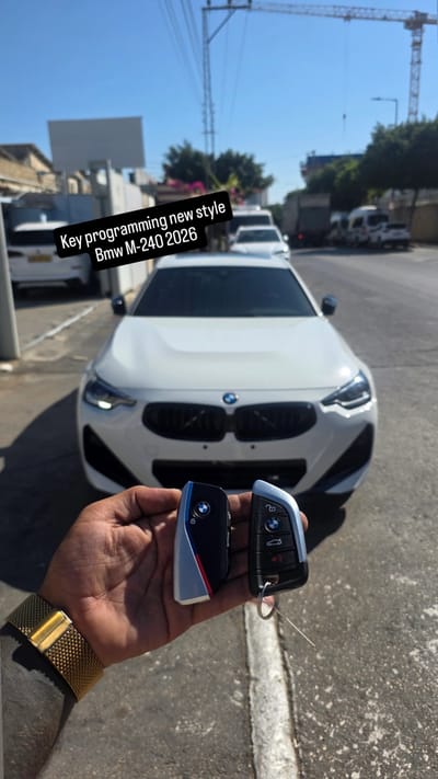 מומחים לרכבי יוקרה — מפתחות, אימובילייזר וקידוד image
