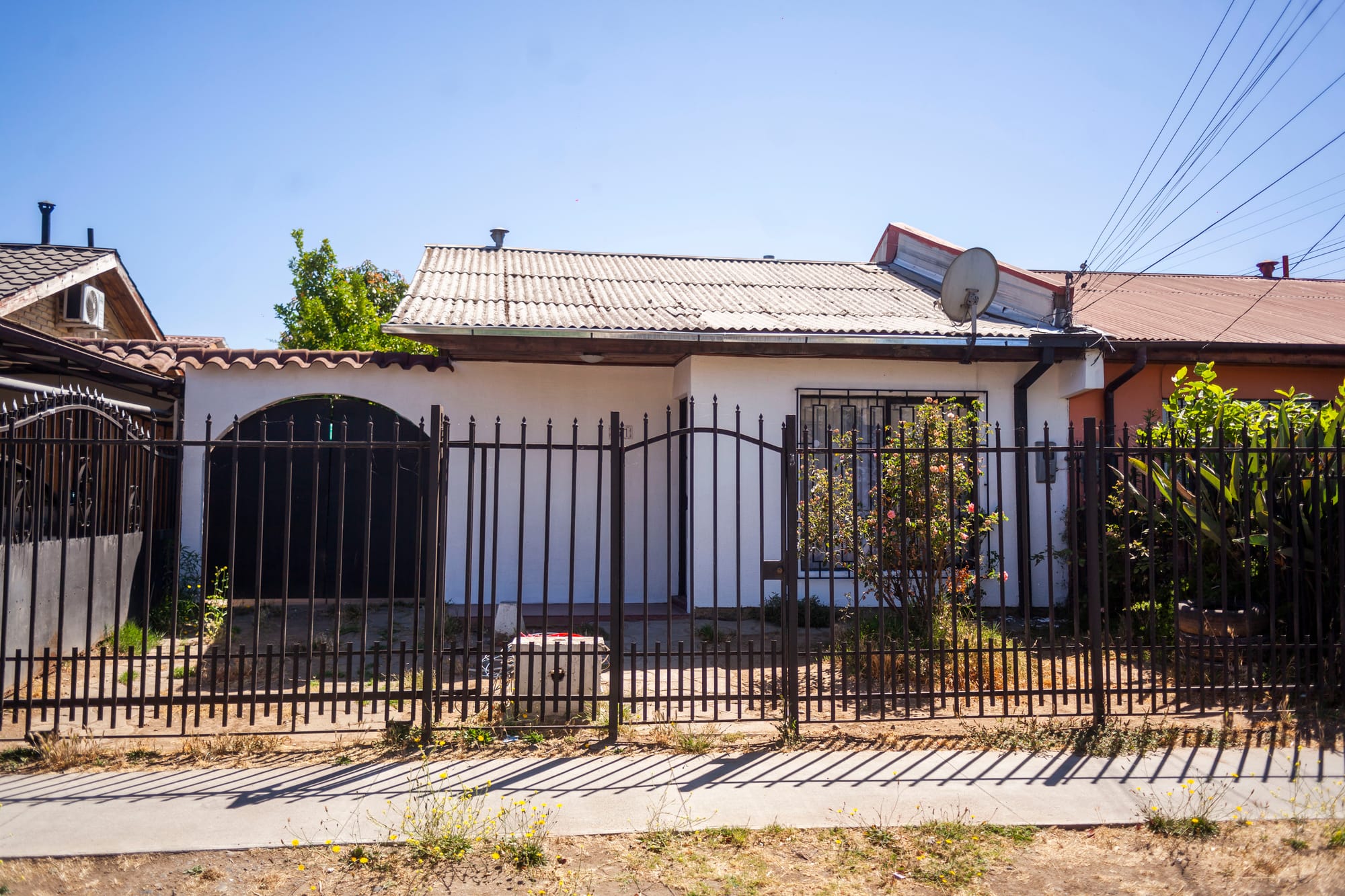 VENDE CASA PAREADA | 2D + ESTUDIO | 2 ESTACIONAMIENTOS | TALCA SUR