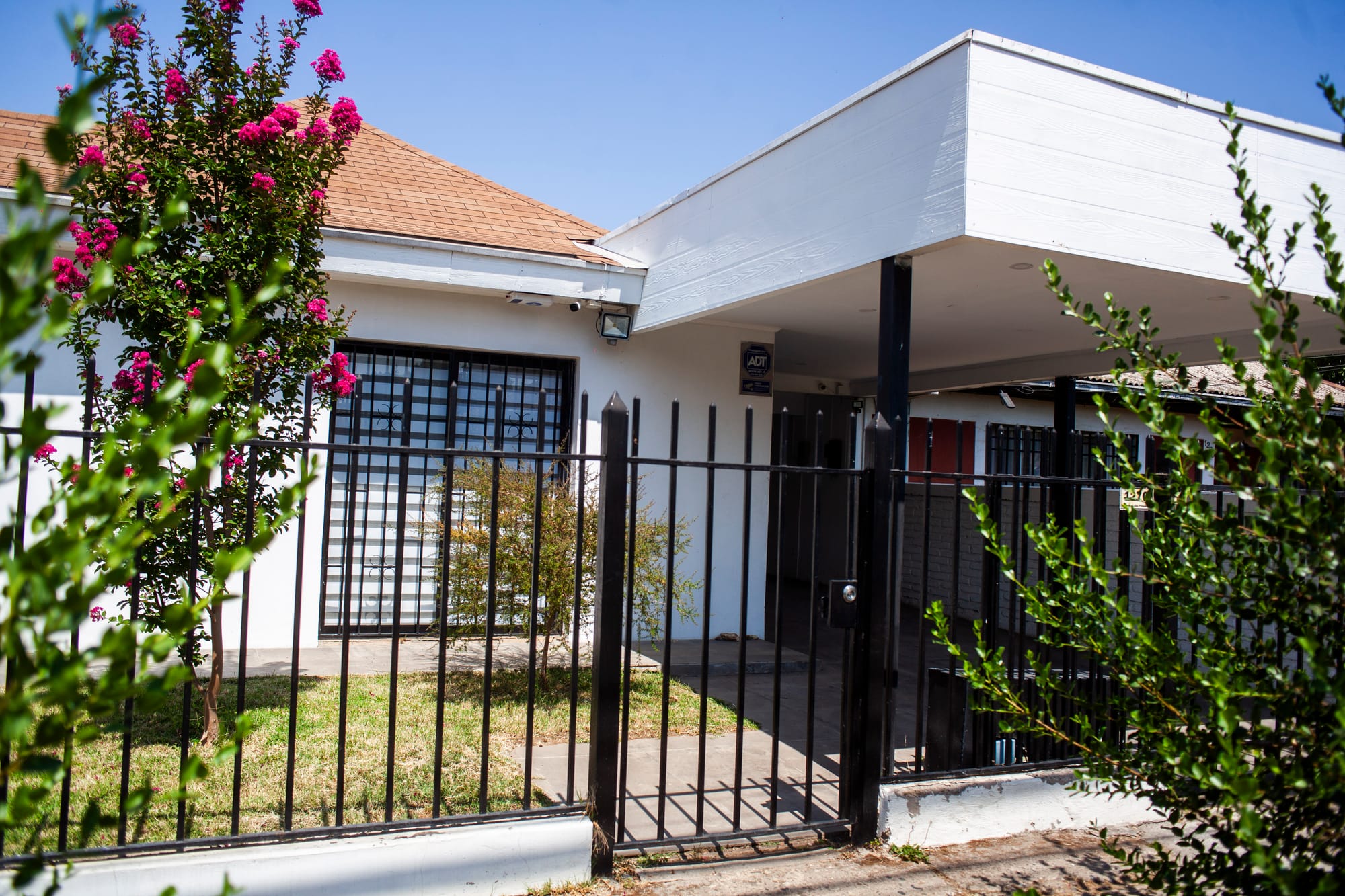 CASA EN VENTA Loteo Prosperidad, Talca - Remodelada + Dúplex