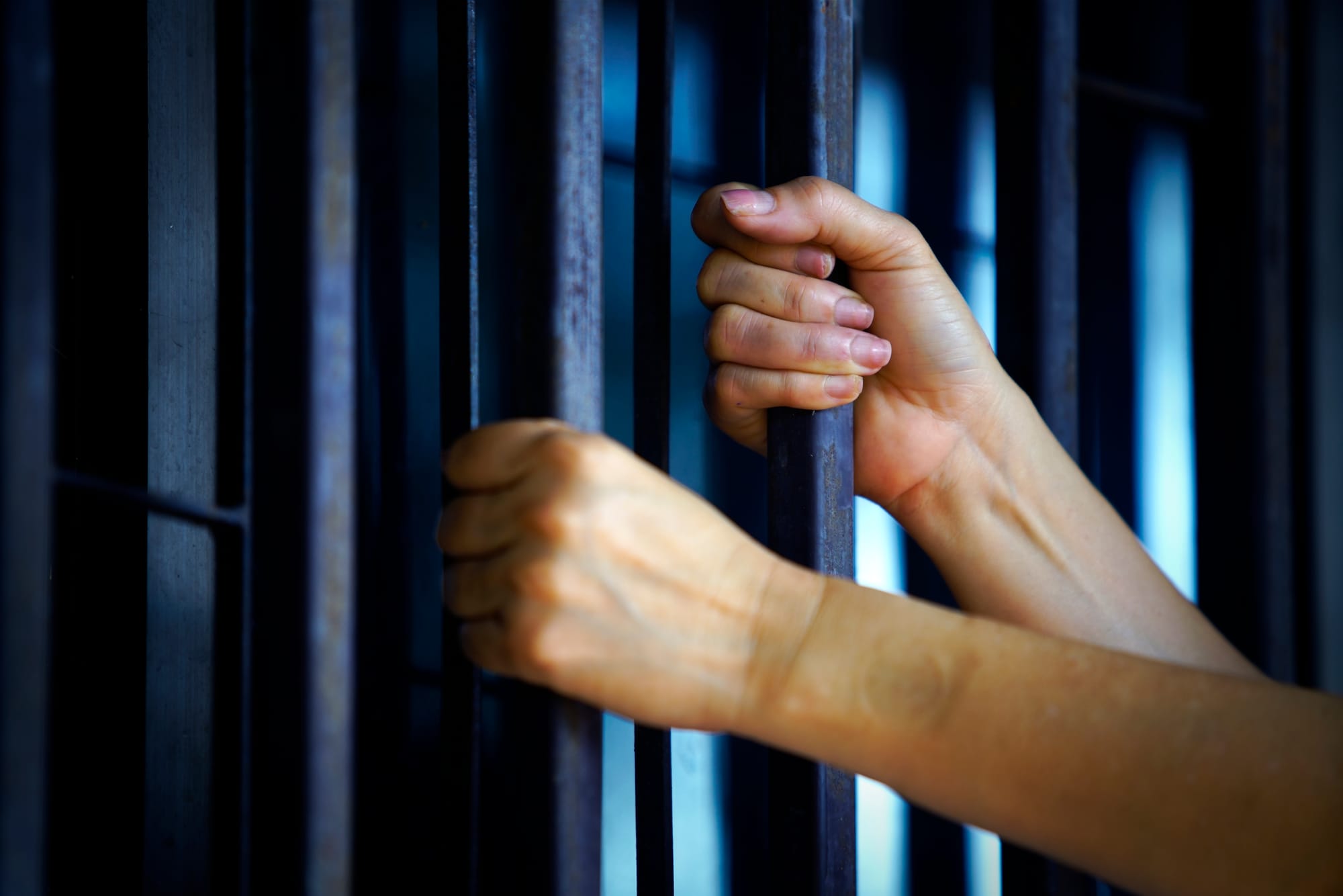 Bail Lawyer Sydney | 24/7 Urgent Bail Applications | Cruz Lawyers