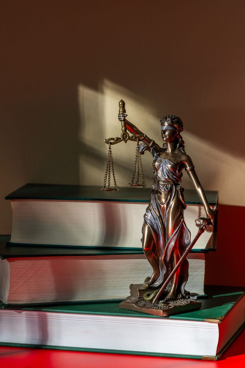 Criminal Lawyers - Nowra - South Coast - Cruz Lawyers