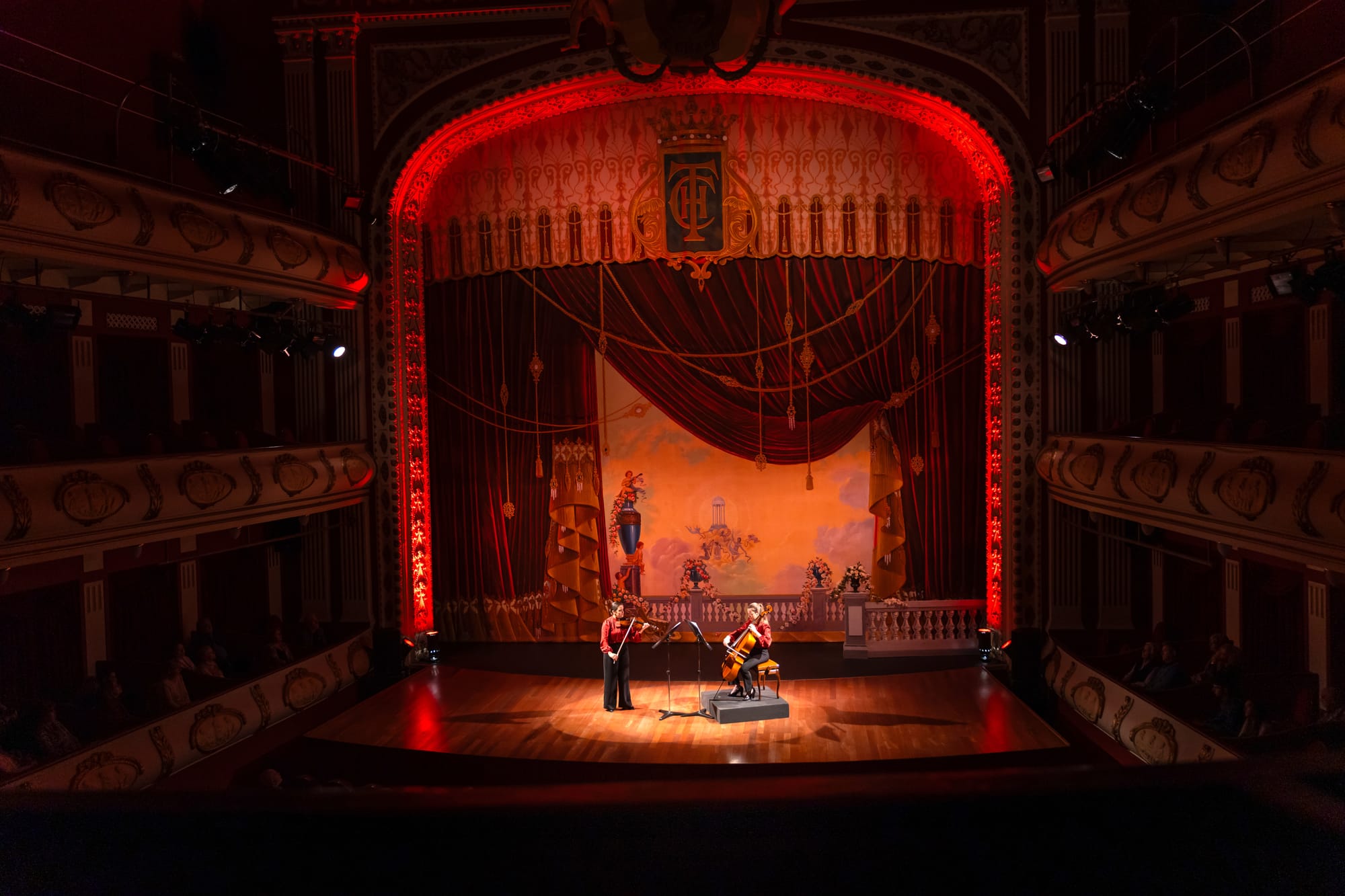 הפקה מוזיקלית – איך הופכים רעיון ליצירה שנוגעת בלב