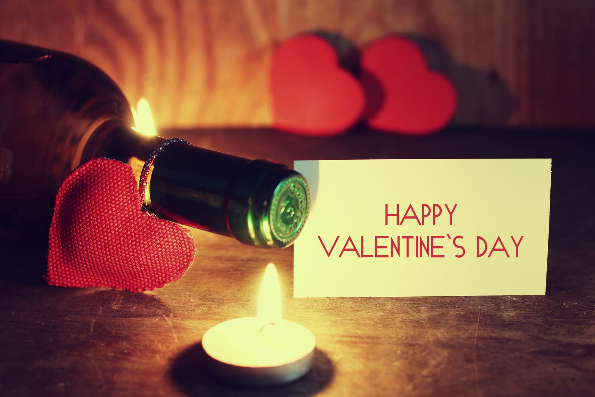 SAINT VALENTIN - MASSAGE RELAXANT A LA BOUGIE 40MN & UNE BOUGIE EN VERRE 150G A OFFRIR - DUO