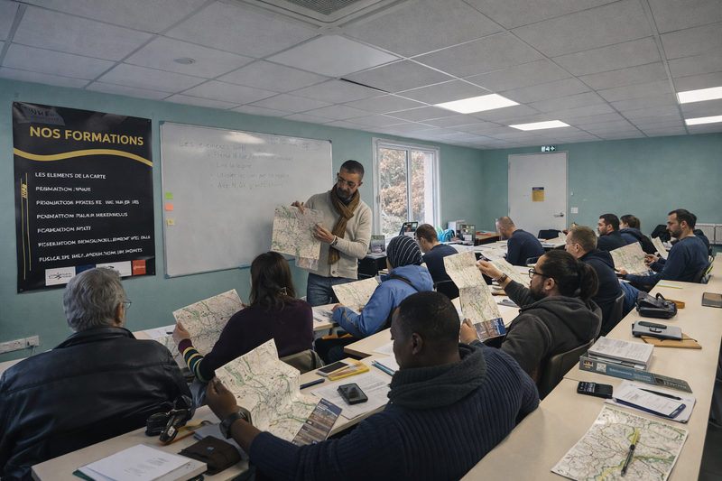 Notre formateur Mathieu : votre passeport vers l'excellence VTC et taxi