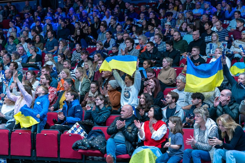De volleybalwedstrijd van Lycurgus tegen SC Prometey Dnipro