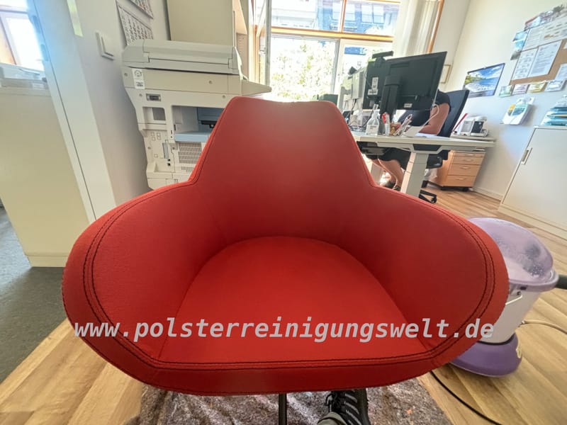 Sessel Reinigung im Auftrage der Universität Leipzig