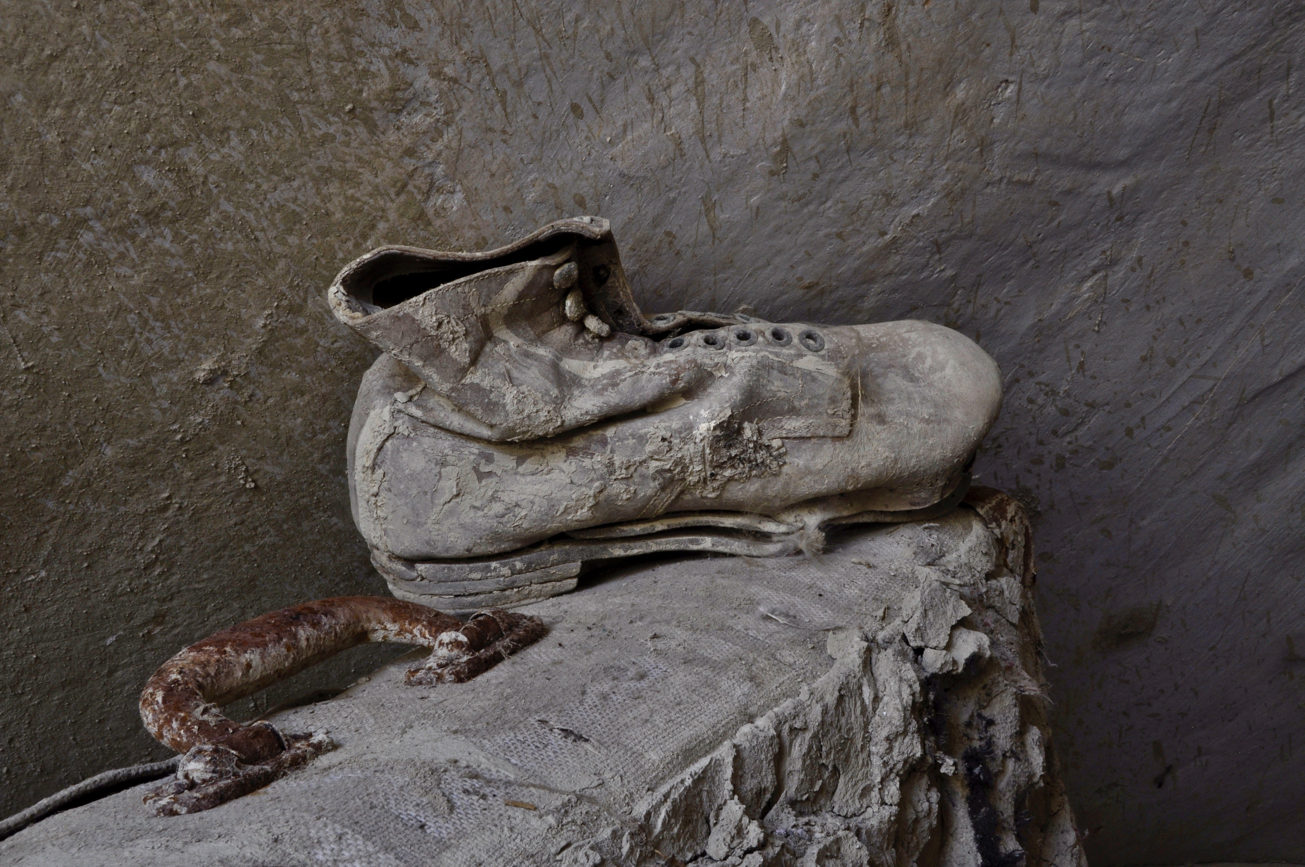 ailing |  Almut Adler