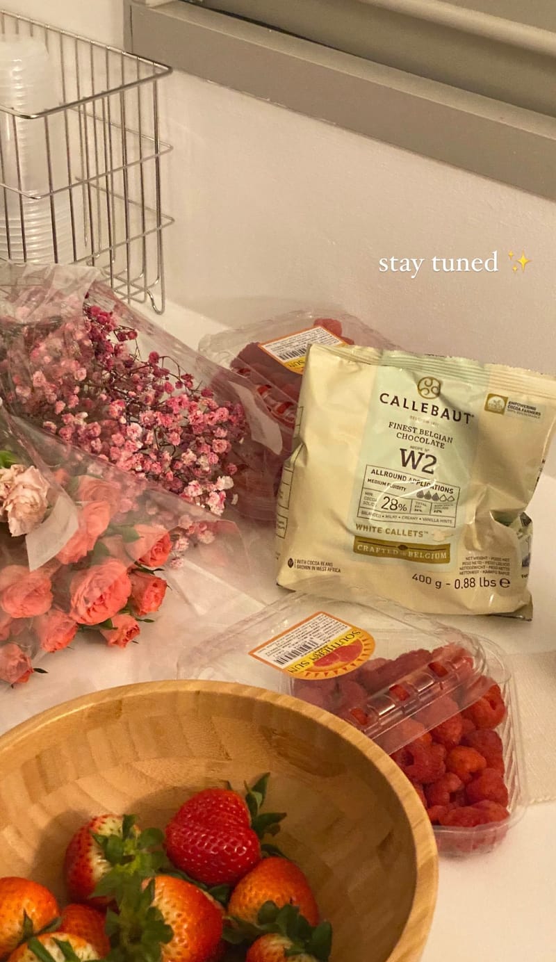 Raspberry Mango Cake