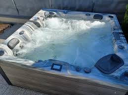 Akcesoria niezbędne dla każdego jacuzzi ogrodowego