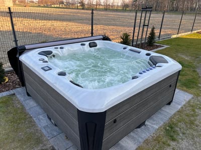 Jak przygotować miejsce pod jacuzzi ogrodowe? Kompletny poradnik przed montażem
