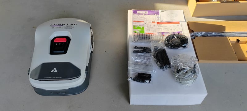 ANTHBOT® Robot koszący Genie 3000 QuadVision + RTK