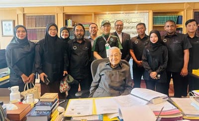 761) AKTIVITI | PERJUMPAAN TOQQI BERSAMA YAB TUN DR MAHATHIR MOHAMAD - PPIM - 20/05/2025