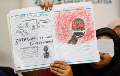 865) BULLY VICTIM BEGAN DRAWING STRANGE MONSTERS, CUT HERSELF, SAYS MOTHER - THE VIBES - 23/09/2025