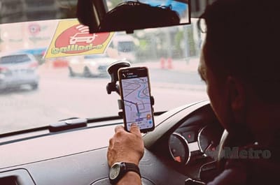 974) LAPAN NGO SOKONG HAPUS SISTEM TAWAR-MENAWAR E-HAILING, DESAK KERAJAAN TETAP KADAR TAMBANAG LANTAI - HARIAN METRO - 31/12/2025