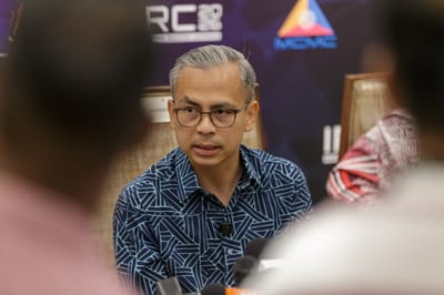 1293) TELCOS MUST EXPLAIN ALLEGED MASS REGISTRATION OF PHONE LINES UNDER SINGLE IDENTITIES BY TODAY, SAYS FAHMI - MALAY MAIL - 20/08/2026