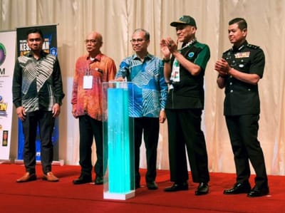 1302) SCAM MAKIN GANAS: FAHMI ARAH TELCO BERI PENJELASAN ISU RATUSAN NOMBOR TELEFON ATAS SATU NAMA - WAFA NEWS - 01/09/2026