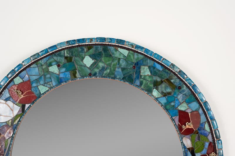 A Nod to Home (photos of finished work rendered in AI rooms)