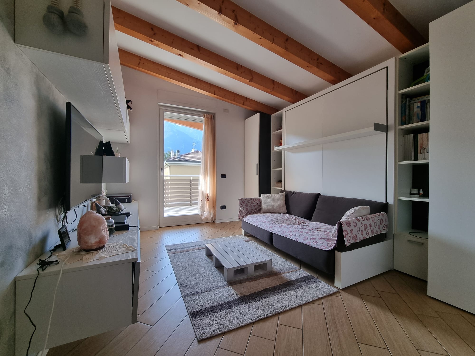 MINI APPARTAMENTO CON TERRAZZA A SUD-OVEST