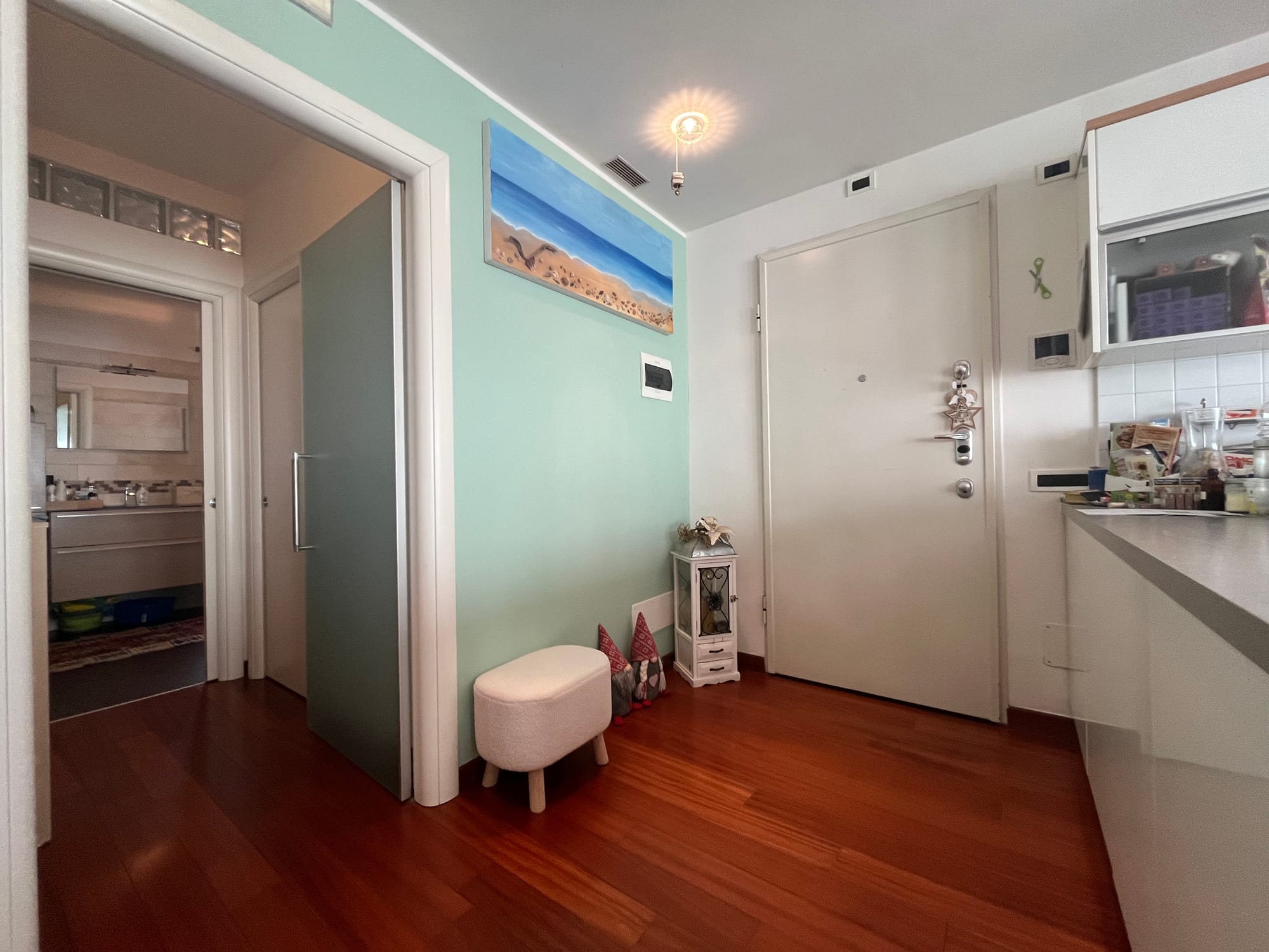 PENTALOCALE SU DUE PIANI CON ACCESSO INDIPENDENTE