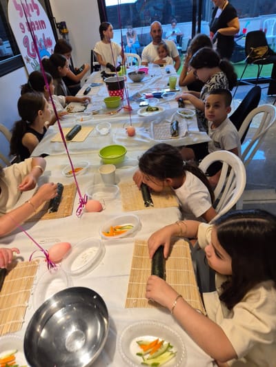 סדנת סושי לילדים ולנוער לקבוצות