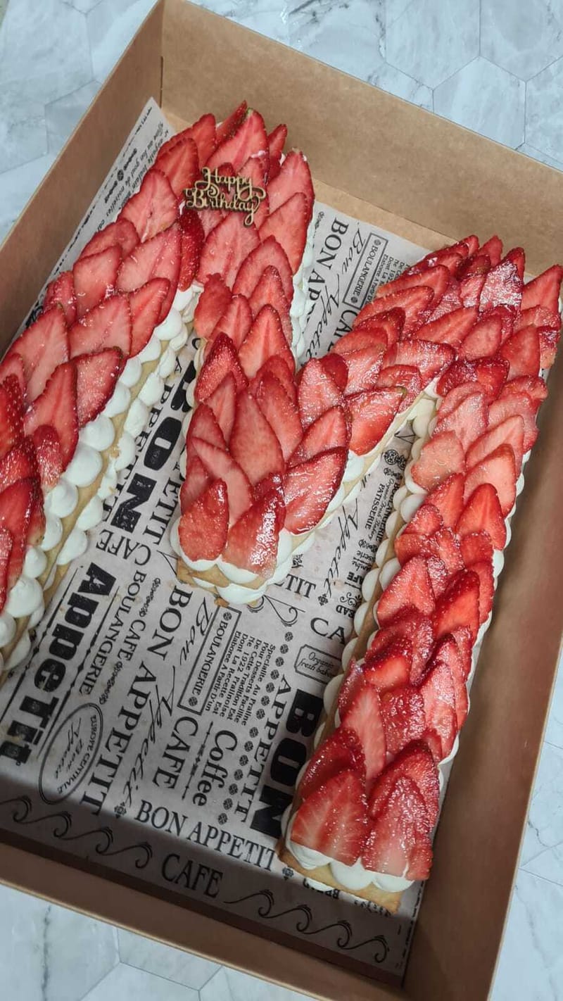 עוגות בצק פריך שקדים