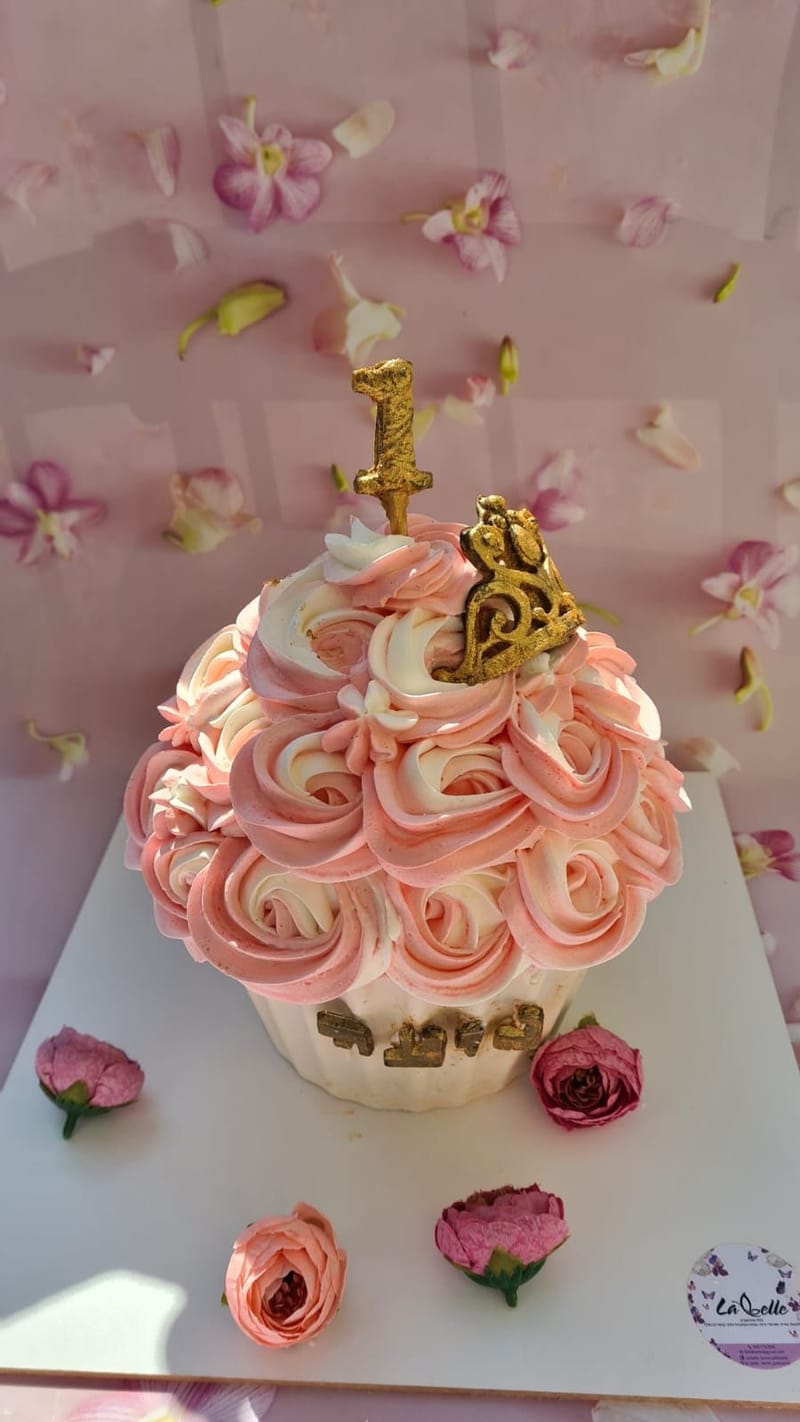 עוגות מעוצבות