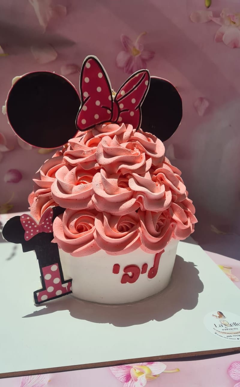 עוגות מעוצבות