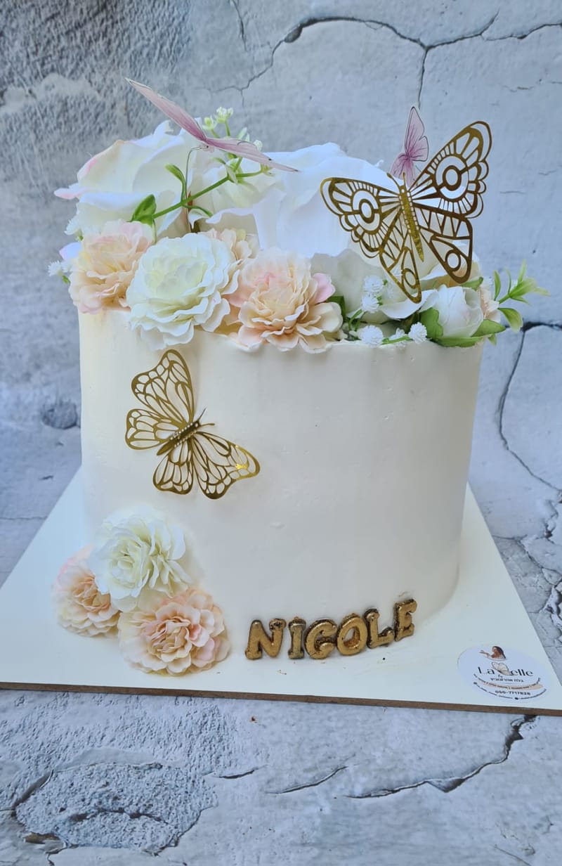 עוגות מעוצבות בר/ בת מצווה