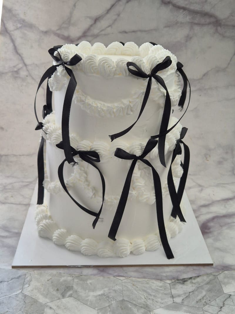 עוגות מעוצבות בר/ בת מצווה