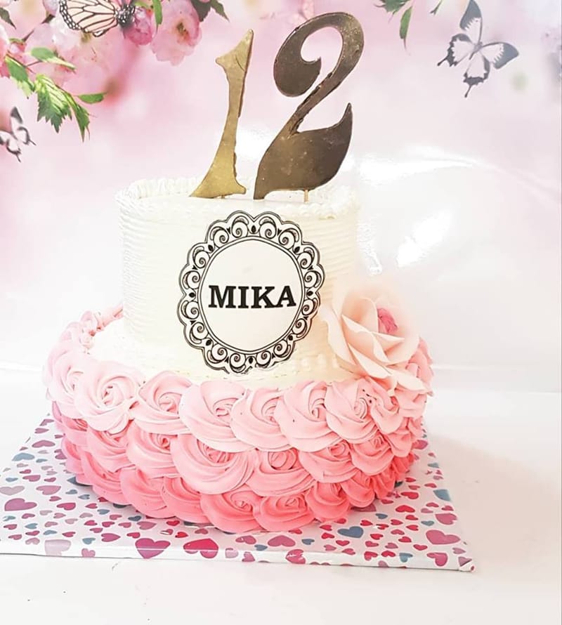 עוגות מעוצבות בר/ בת מצווה