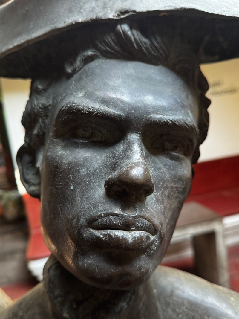 Black & White Faces of The World