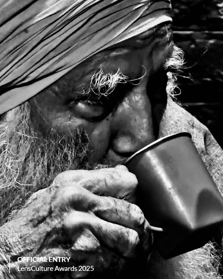 Black & White Faces of The World