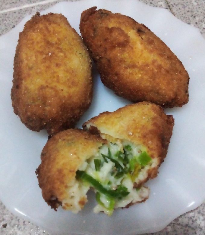 Croquetas de Puerros y gambas.