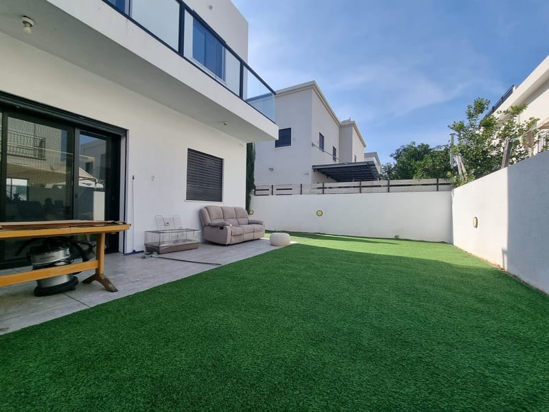 המשאלות 14 (כפר יונה)