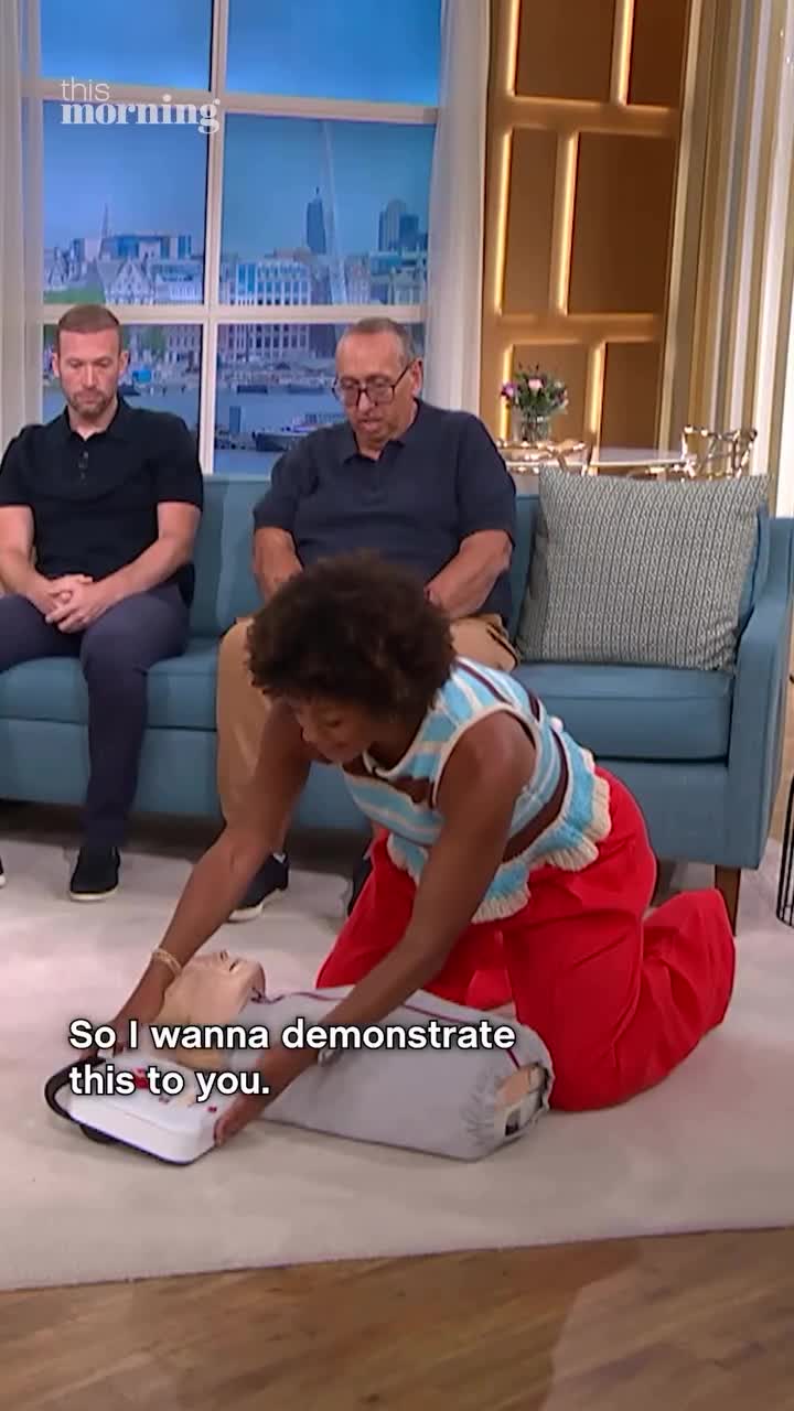 ITV1 Show " this Morning" - hiw to use a defib