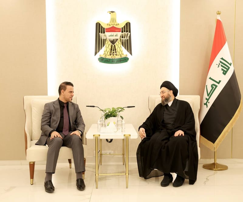 خلال لقاء سماحة السيد عمار الحكيم  عددا من أعضاء مجلس محافظة البصرة الفيحاء