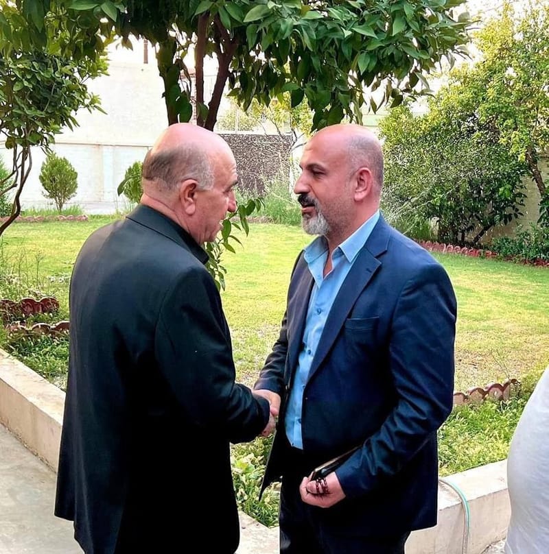 زار أمين تيار الحكمة الوطني في كركوك الاستاذ حسن حمدي بيرقدار وبرفقة وفد تياري مقر حركة الوفاء التركمانية وكان في استقبالهم الاستاذ أكرم فؤاد مسؤول مكتب الحركة في المحافظة.