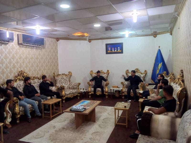 ضمن جولته في محافظة البصرة.. معاون المكاتب الإعلامية الأستاذ كاظم الديراوي يزور الدائرة الأولى (حي الحسين) ويلتقي القيادات الاعلامية فيها بحضور مسؤول الدائرة ومسؤول المكتب الاعلامي في المحافظة.