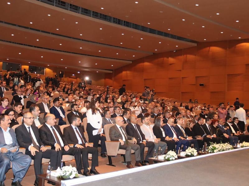 بدعوة خاصة من قبل "السيدة الاولى" شاناز ابراهيم احمد، مسؤول مكتب إقليم كردستان الأستاذ صباح الصالحي يحضر في مدينة السليمانية ، الملتقى العلمي الأول حول الإبادة الجماعية للايزيديين.