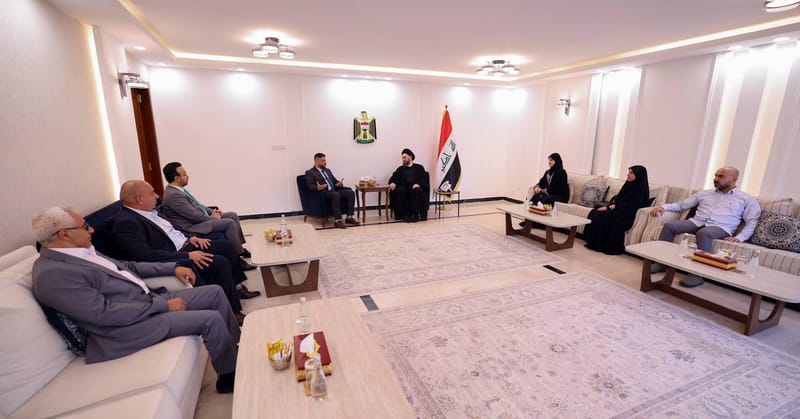 التقى سماحة السيد عمار الحكيم  وفد مركز الشرق للدراسات الاستراتيجية والمعلومات