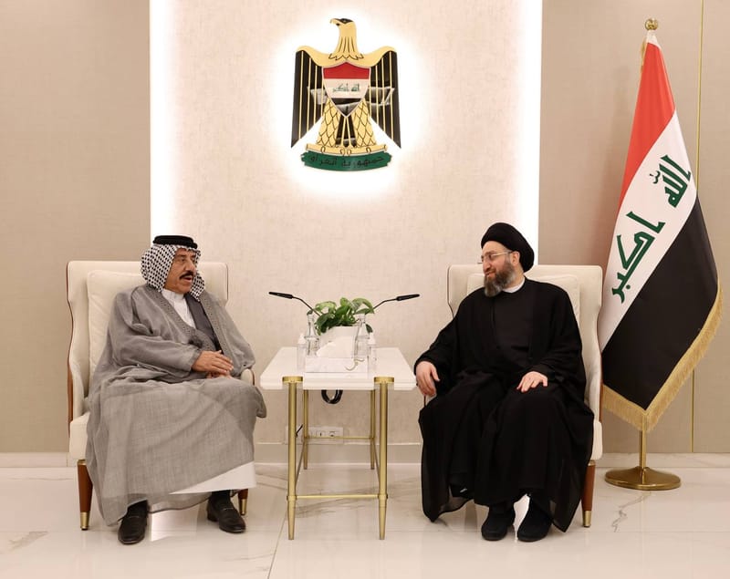 لقاء سماحة السيد عمار الحكيم  شيخ مشايخ شمر الطوگة أخينا المفضال صيهود فالح السيد بحضور الفريق جميل الشمري و عدد من وجهاء شمر