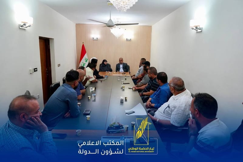 جانب من استقبال عدد من الشخصيات والمواطنين في مكتب شؤون الدولة المركزي.