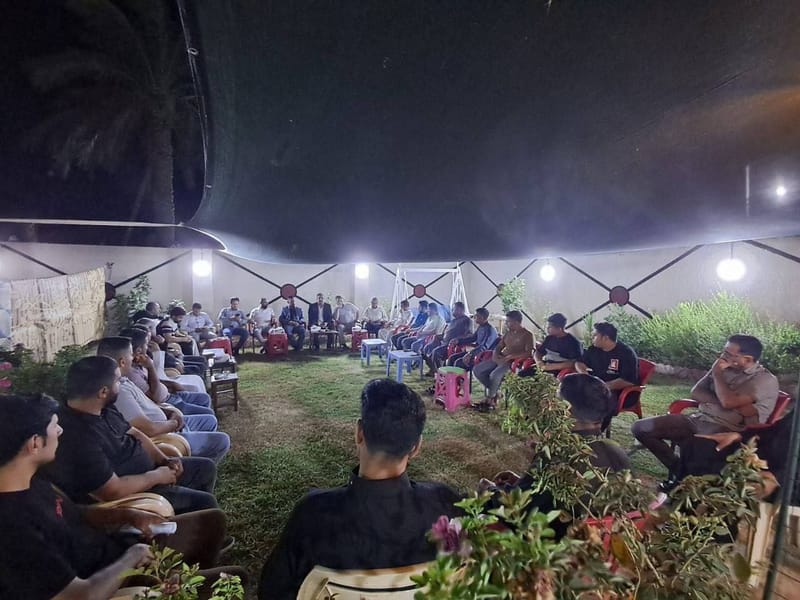 ضمن إطار التواصل مع تنظيمات واسط.. مسؤول تنظيمات الجنوب السيد قصي الموسوي يلتقي جمعاً قيادياً من مسؤولي المكاتب والمناطق في قضاء النعمانية بحضور المساعد التنظيمي في المحافظة السيد حسين جواد بهية ومسؤول دائرة الجنوب الأستاذ عباس القريشي.