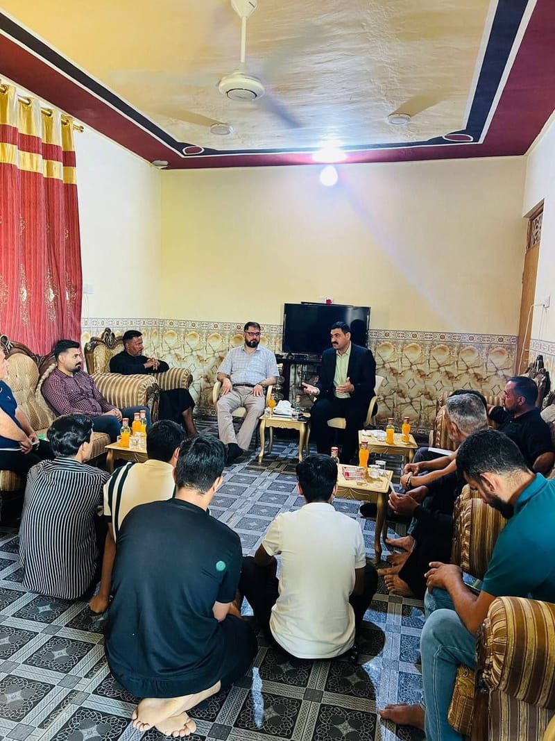 ضمن إطار التواصل مع تنظيمات واسط.. مسؤول تنظيمات الجنوب السيد قصي الموسوي يلتقي جمعاً قيادياً من مسؤولي المكاتب والمناطق دائرة الشمال بحضور المساعد التنظيمي في المحافظة السيد حسين جواد بهية.