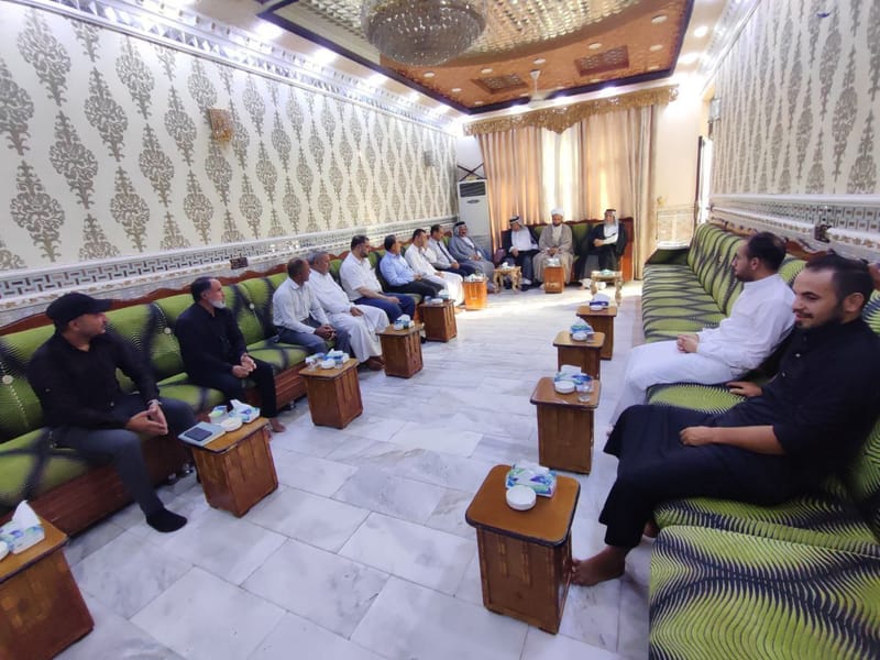 وفد تياري برئاسة أمين محافظة واسط الشيخ حميد الكعبي يزور الشيخ كريم عويد المياحي في قضاء الحي وذلك لتعزيته بوفاة أحد أقاربه، بحضور مسؤول تنظيمات المحافظة السيد حسين بهية وعدد من مسؤولي الدوائر والملفات.