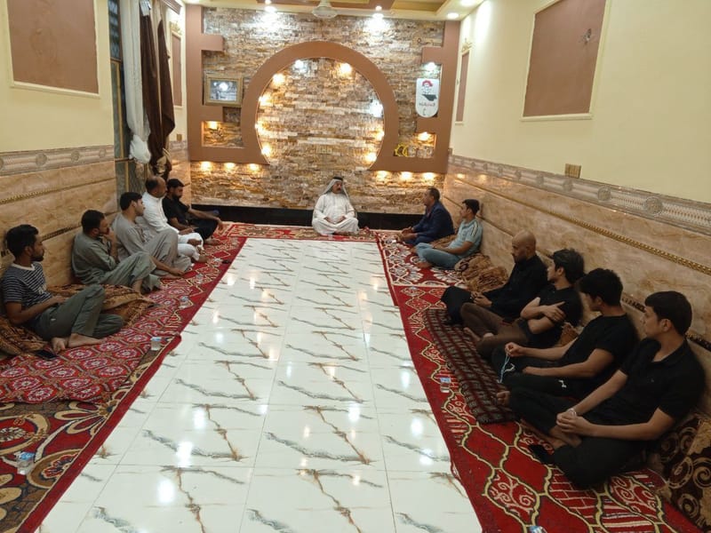 خلال زيارته إلى ناحية الخيرات في كربلاء المقدسة.. مسؤول دائرة الهندية والحسينية الأستاذ أبوباقر الجليحاوي يلتقي عدداً من الشباب الراغب بالانضمام لتيار الحكمة الوطني.