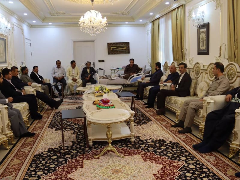 في مدينة أربيل.. مسؤول مكتب إقليم كردستان الأستاذ صباح الصالحي يزور القيادي في الحزب الديمقراطي الكردستاني، كاكه مين نجار، للاطمئنان على صحته بعد إجرائه عملية جراحية ناجحة. وينقل سلام وتحيات سماحة السيد الحكيم.