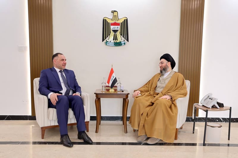 إلتقي سماحة السيد عمار الحكيم محافظ الديوانية الأستاذ عباس الزاملي