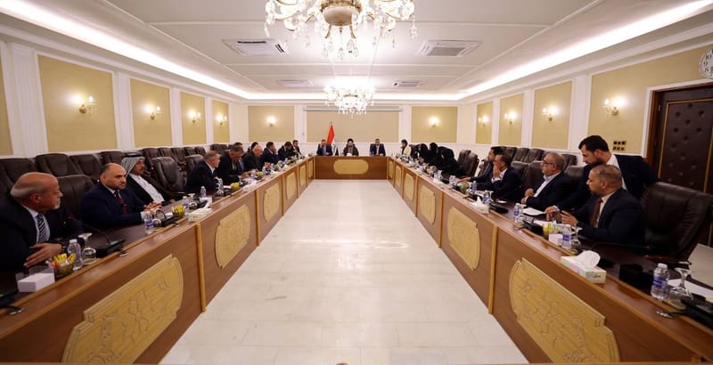 إلتقي سماحة السيد عمار الحكيم  رؤساء وأعضاء كتلة تحالف قوى الدولة الوطنية في الحكومات المحلية بحضور محافظي ذي قار والنجف الأشرف